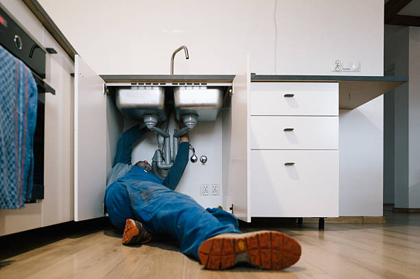 Professional Leak Detection technician working in Nahant, MA